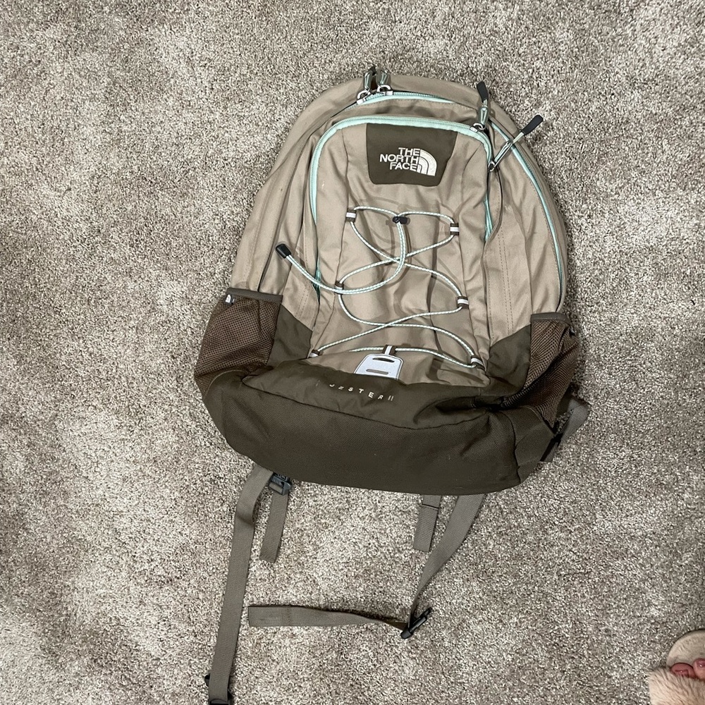 North face backpack. Perfect condition used twice